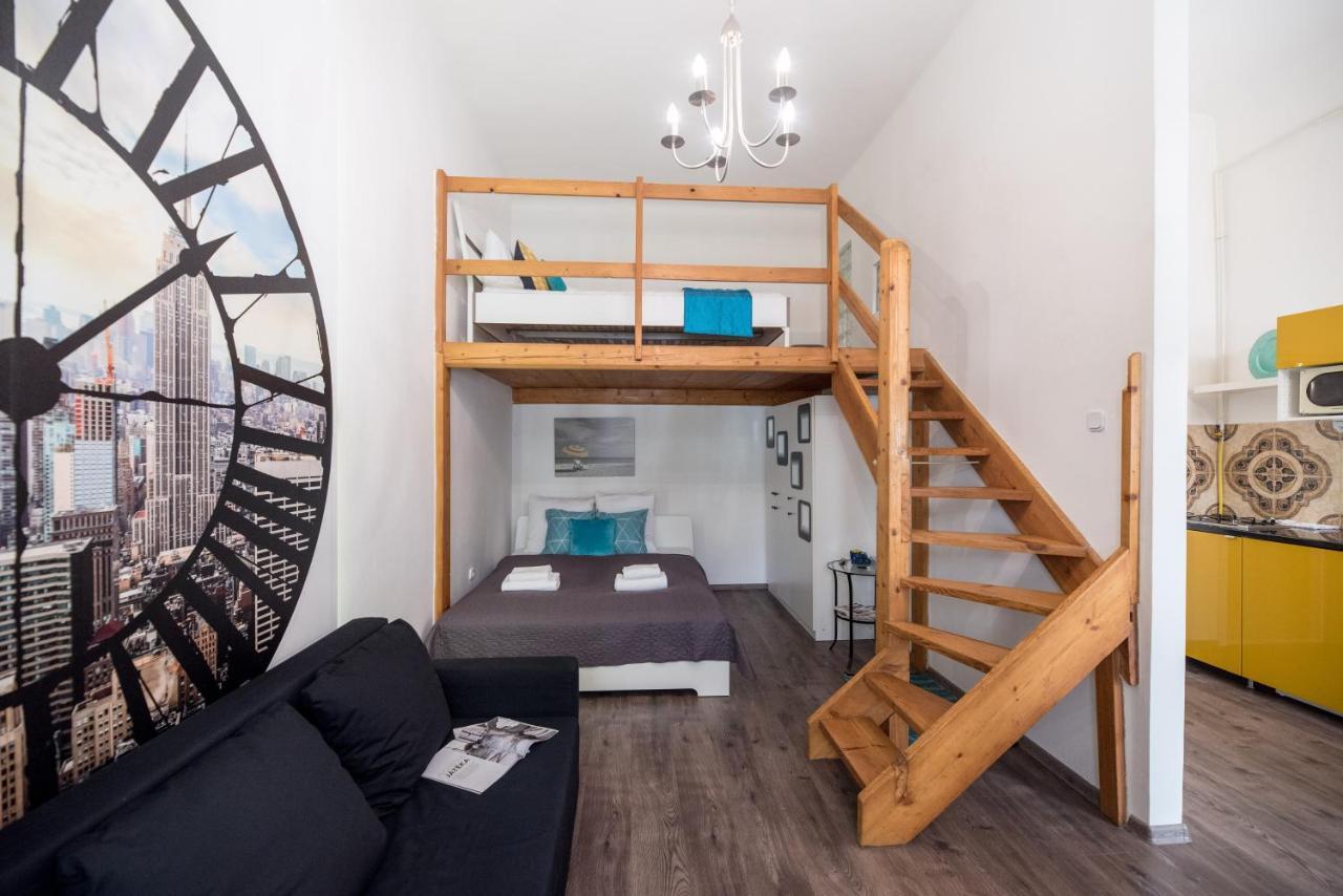 Central Quiet Studio B&B, Airport Connection 布达佩斯 外观 照片