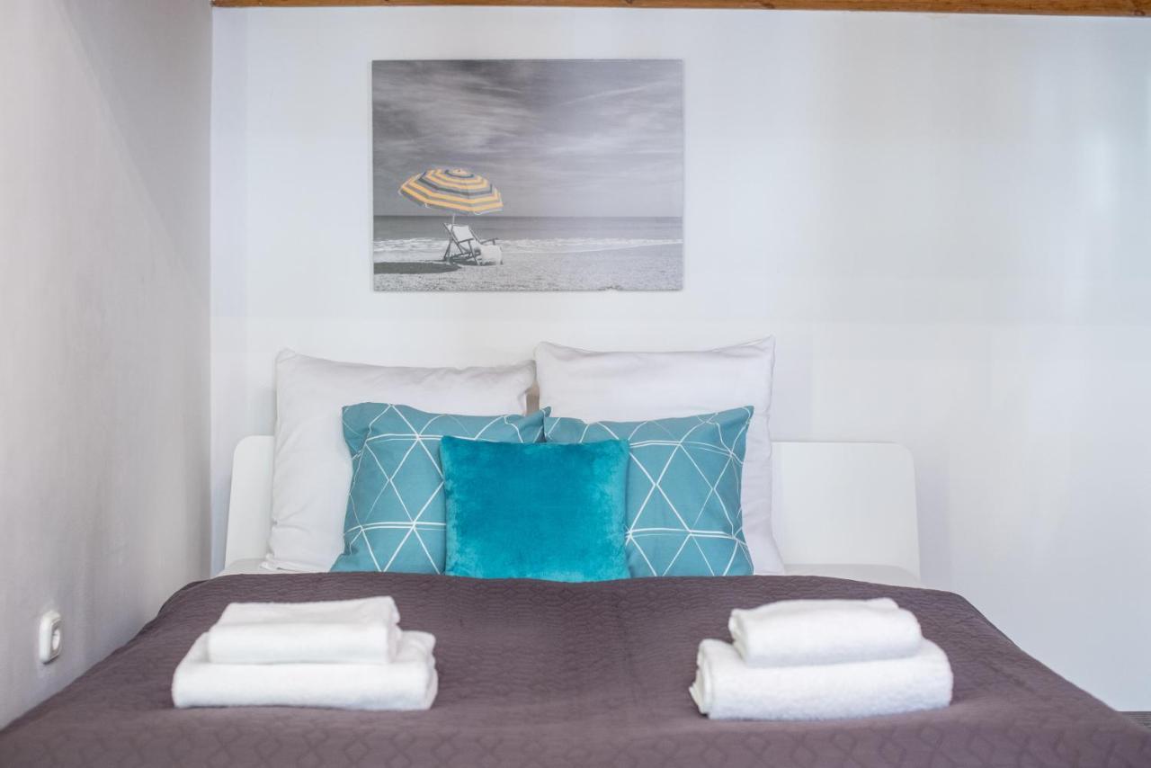 Central Quiet Studio B&B, Airport Connection 布达佩斯 外观 照片